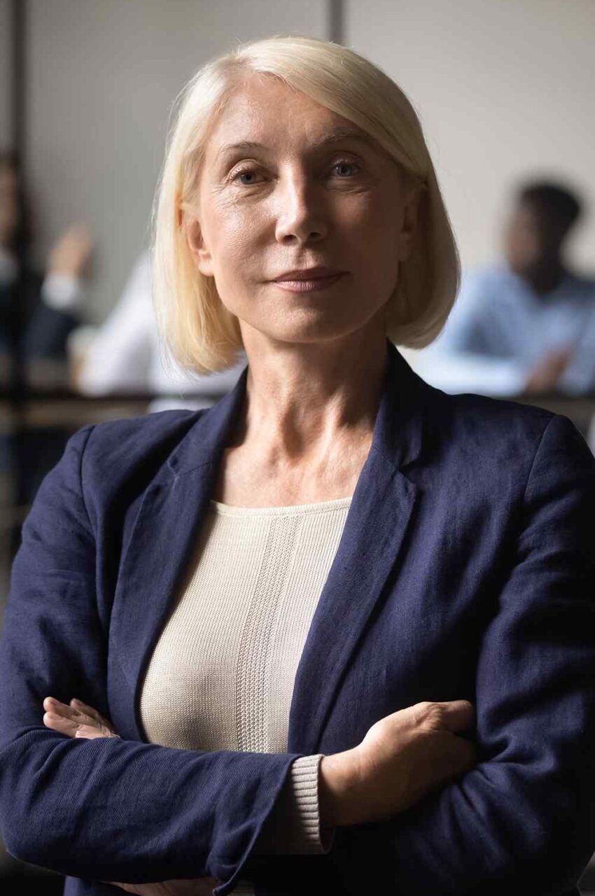 https://www.gnmaster.com/wp-content/uploads/2019/02/team_04-850x1280.jpg